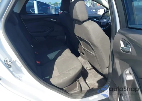 2017 Ford Focus Se z USA, uszkodzony, nr VIN 1FADP3K27HL231801